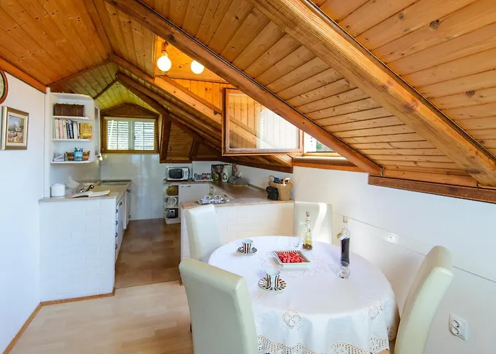 2-bed Sleeps 4 With Sea View 10 Min To Appartement *
