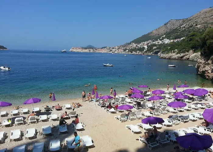 2-bed Sleeps 4 With Sea View 10 Min To *