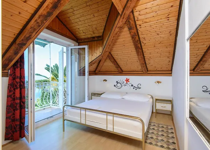 公寓 2-bed Sleeps 4 With Sea View 10 Min To