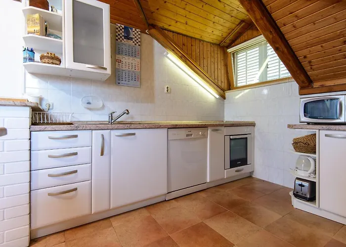 2-bed Sleeps 4 With Sea View 10 Min To 杜布罗夫尼克